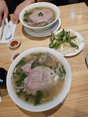 Pho Grand by null