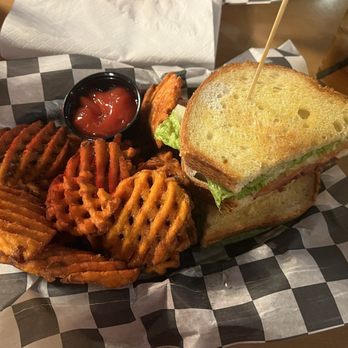 Torch Bistro - Classic BLT with Sweet Potato Waffle Fries - American Near Me - Norfolk, Virginia