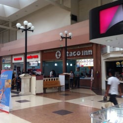 Plaza Oaxaca - Área de comedores dentro de la plaza
