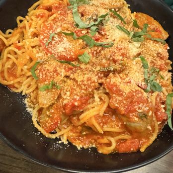 Sette Pasta House - Spaghetti with sausages and the spicy sauce. - Italian Near Me - Granite Bay, California Sette Pasta House - Spaghetti with sausages and the spicy sauce. - Italian Near Me - Granite Bay, California