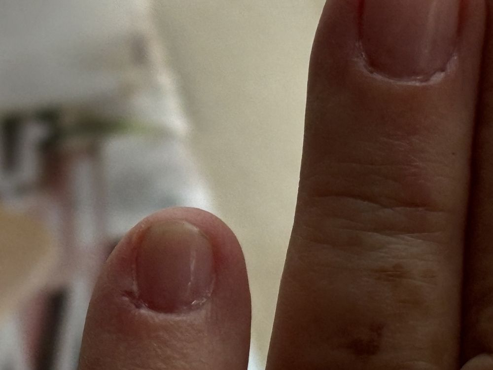 Diamond Nails Image