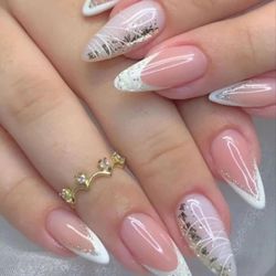 Color Nails & Spa