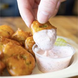 Näna Good Eats - Puffed pickles