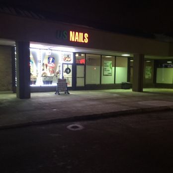 US Nails - The front of the nail salon - Nail Salons Near Me - Des Plaines, Illinois