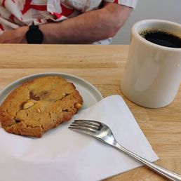 Art-is-in Peanut Peanut Butter Chocolate Chip Cookie