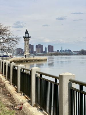 Roosevelt Island by null