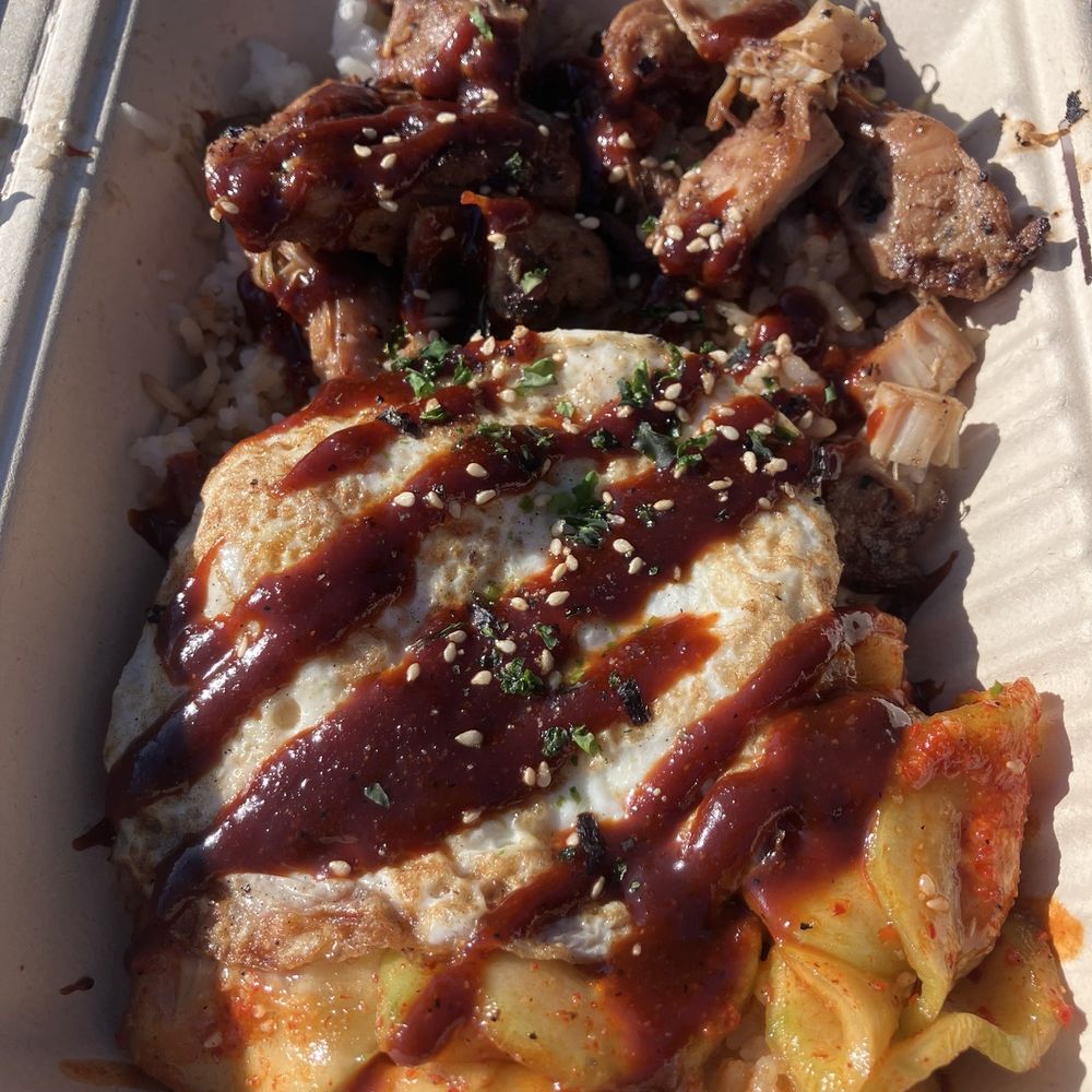 Philthy Food - Spicy Chicken Bowl - Food Delivery Services Near Me Philthy Food - Spicy Chicken Bowl - Food Delivery Services Near Me