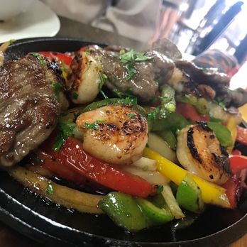 Reyna's Taqueria - Fajitas- mixed - Mexican Near Me - Sarasota, Florida Reyna's Taqueria - Fajitas- mixed - Mexican Near Me - Sarasota, Florida