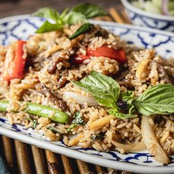 Arun Thai Kitchen - Kea Mao Fried Rice (Basil)