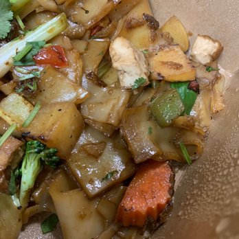 Cafe De Thai - Pad se ew with tofu ... - Thai Near Me - Reno, Nevada Cafe De Thai - Pad se ew with tofu ... - Thai Near Me - Reno, Nevada