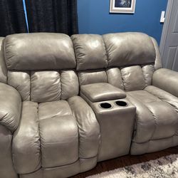 Pilgrim Furniture City