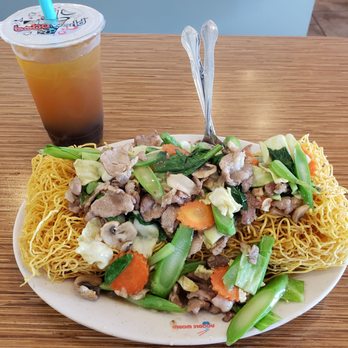 Noodle World - Chow Mein with pork (*crispy noodle style*) and passion fruit green tea + boba. Mmmmmmm..... - Chinese Near Me - Alhambra, California Noodle World - Chow Mein with pork (*crispy noodle style*) and passion fruit green tea + boba. Mmmmmmm..... - Chinese Near Me - Alhambra, California