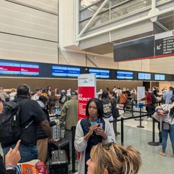 George Bush Intercontinental Airport - Terminal D - Air France line