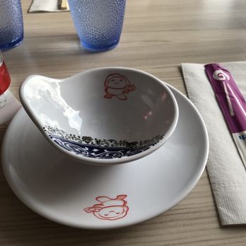 Mama Dumplings - Table presentation - Dumplings Near Me - Dollard-des-Ormeaux, Quebec Mama Dumplings - Table presentation - Dumplings Near Me - Dollard-des-Ormeaux, Quebec