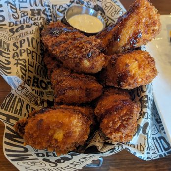 Slyderz Grill - Mac n cheese balls. They are huge and excellent! Can't wait to go back and try more goodies! - Food Trucks Near Me - Chico, California Slyderz Grill - Mac n cheese balls. They are huge and excellent! Can't wait to go back and try more goodies! - Food Trucks Near Me - Chico, California