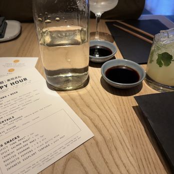 Sushi-San Lincoln Park - Yuzu Margarita - Bars Near Me - Chicago, Illinois