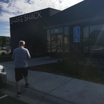 Shake Shack Southdale - Entrance - Fast Food Near Me - Minneapolis, Minnesota Shake Shack Southdale - Entrance - Fast Food Near Me - Minneapolis, Minnesota