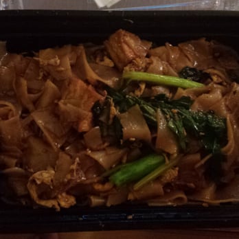 Chao Doi Thai Restaurant - Take out pad see eww - Thai Near Me - Pasadena, California