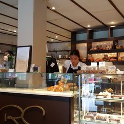 RC Chocolat - Front Counter for RC