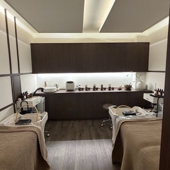Biva Hair Sanctuary - Hair Extensions Near Me - Burbank, California