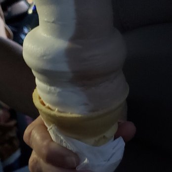 Dairy Queen Grill & Chill - Small twist cone - Ice Cream & Frozen Yogurt Near Me - Fishers, Indiana Dairy Queen Grill & Chill - Small twist cone - Ice Cream & Frozen Yogurt Near Me - Fishers, Indiana