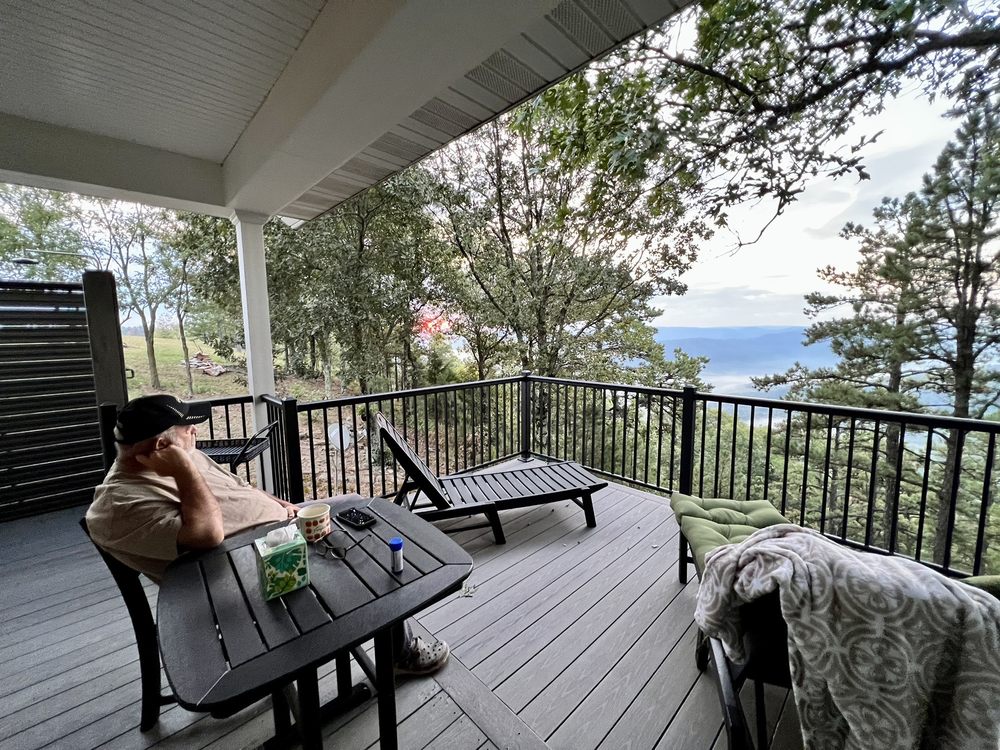 THE OVERLOOK BED & BREAKFAST Updated May 2024 28 Photos Hwy 7