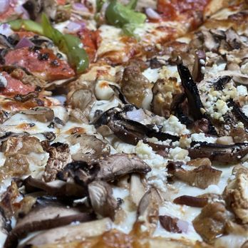 Zeeks Pizza - Large pie 1/2 Legion of Shroom, 1/2 Wood Butcher - Pizza Near Me - Seattle, Washington Zeeks Pizza - Large pie 1/2 Legion of Shroom, 1/2 Wood Butcher - Pizza Near Me - Seattle, Washington