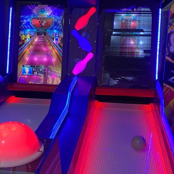 Charleston Fun Park - Worked but the screen make it difficult to see what was happening during the game. - Amusement Parks Near Me - Mount Pleasant, South Carolina