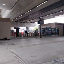 Croydon Railway Station - Concourse