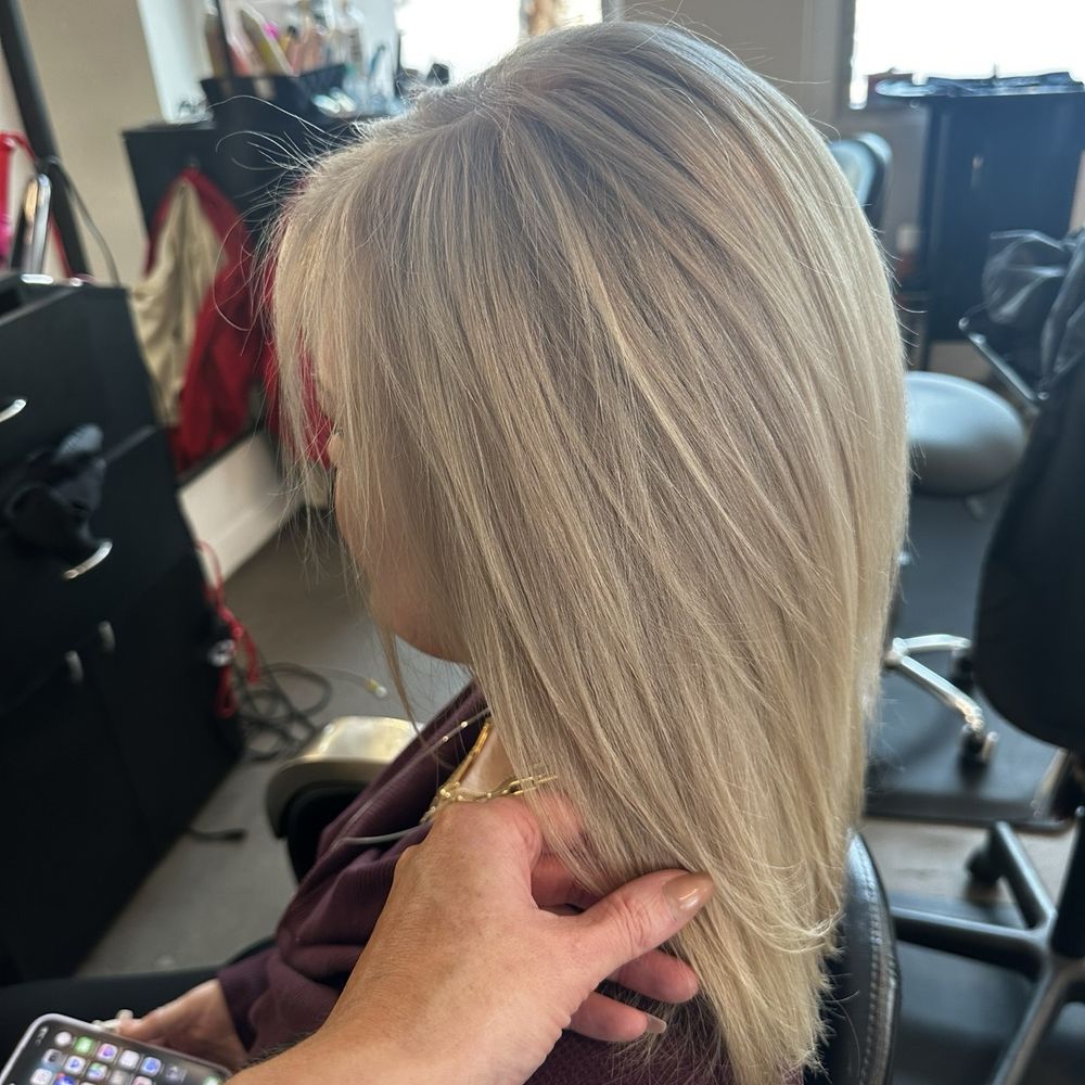 Salon D'Shayn - Hair Salons Near Me - Phoenix, Arizona Salon D'Shayn - Hair Salons Near Me - Phoenix, Arizona