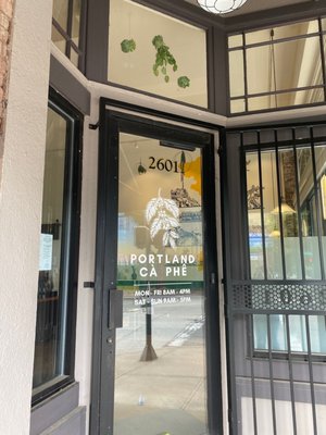 Portland Cà Phê by null