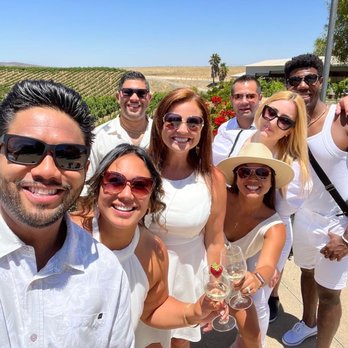 Rockin' Wine Tours - Callaway Winery - Wine Tours Near Me - Temecula, California Rockin' Wine Tours - Callaway Winery - Wine Tours Near Me - Temecula, California