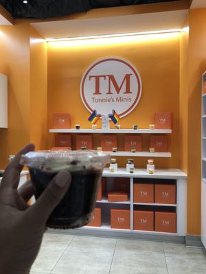 Tonnie's Minis by null