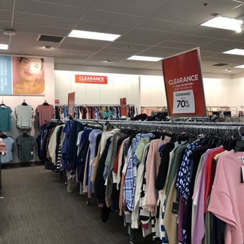 Kohl's - Department Stores Near Me - TRUMBULL, Connecticut