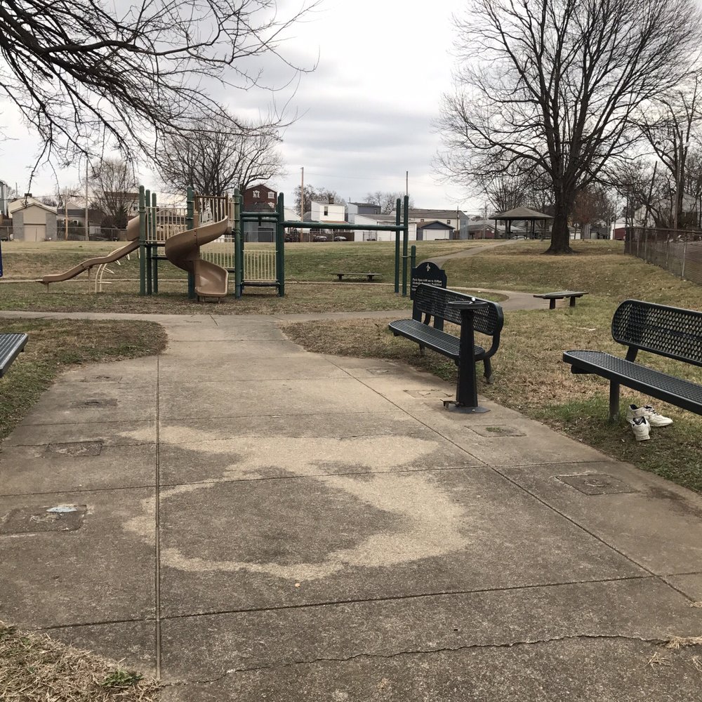 Rubel Park - View as you enter the park - Parks Near Me - Louisville, Kentucky Rubel Park - View as you enter the park - Parks Near Me - Louisville, Kentucky