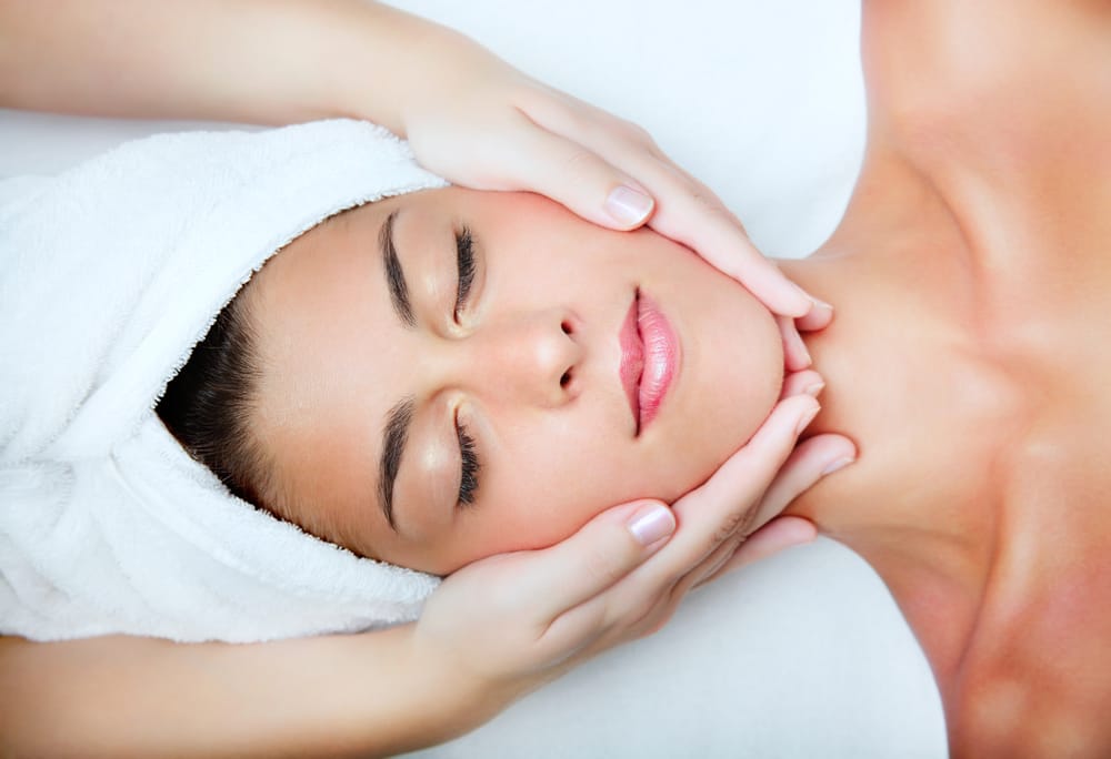Bloom Skin Care & Waxing Logo