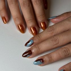 Lava Massage & Day Spa - Why stick to one design when you can rock 2!