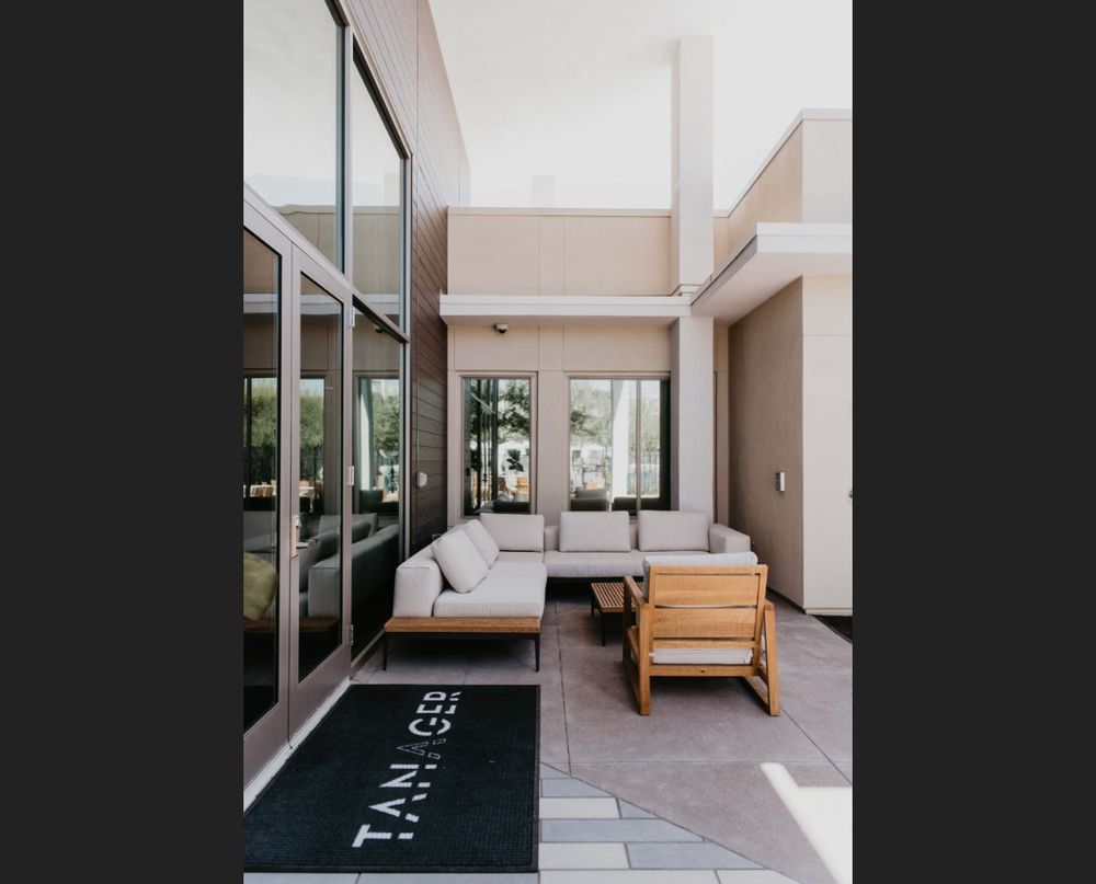 TANAGER APARTMENTS 36 Photos & 21 Reviews 2375 Spruce Goose St, Las