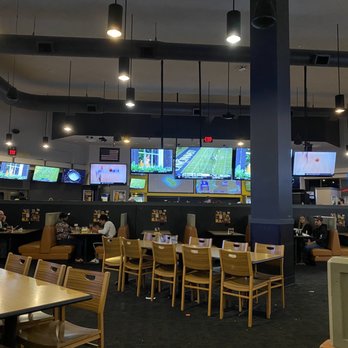 Buffalo Wild Wings - Chicken Wings Near Me - Meridian, Idaho Buffalo Wild Wings - Chicken Wings Near Me - Meridian, Idaho