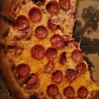 Stevie's pizzeria - Pizza Near Me - Oakdale, California Stevie's pizzeria - Pizza Near Me - Oakdale, California