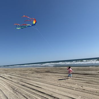 Twiddy - Perfect Spring Day in Corolla - Vacation Rentals Near Me - Duck, North Carolina