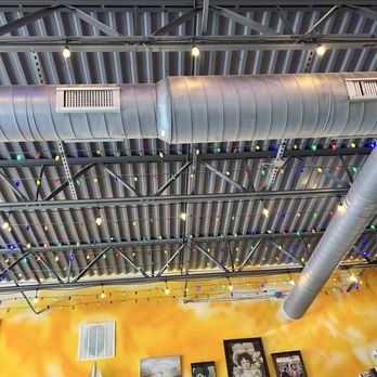 Rusty's Wharf - Ceiling lights - Fish & Chips Near Me - Pataskala, Ohio