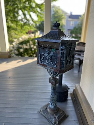 The Pepin Mansion Historic Bed & Breakfast by null