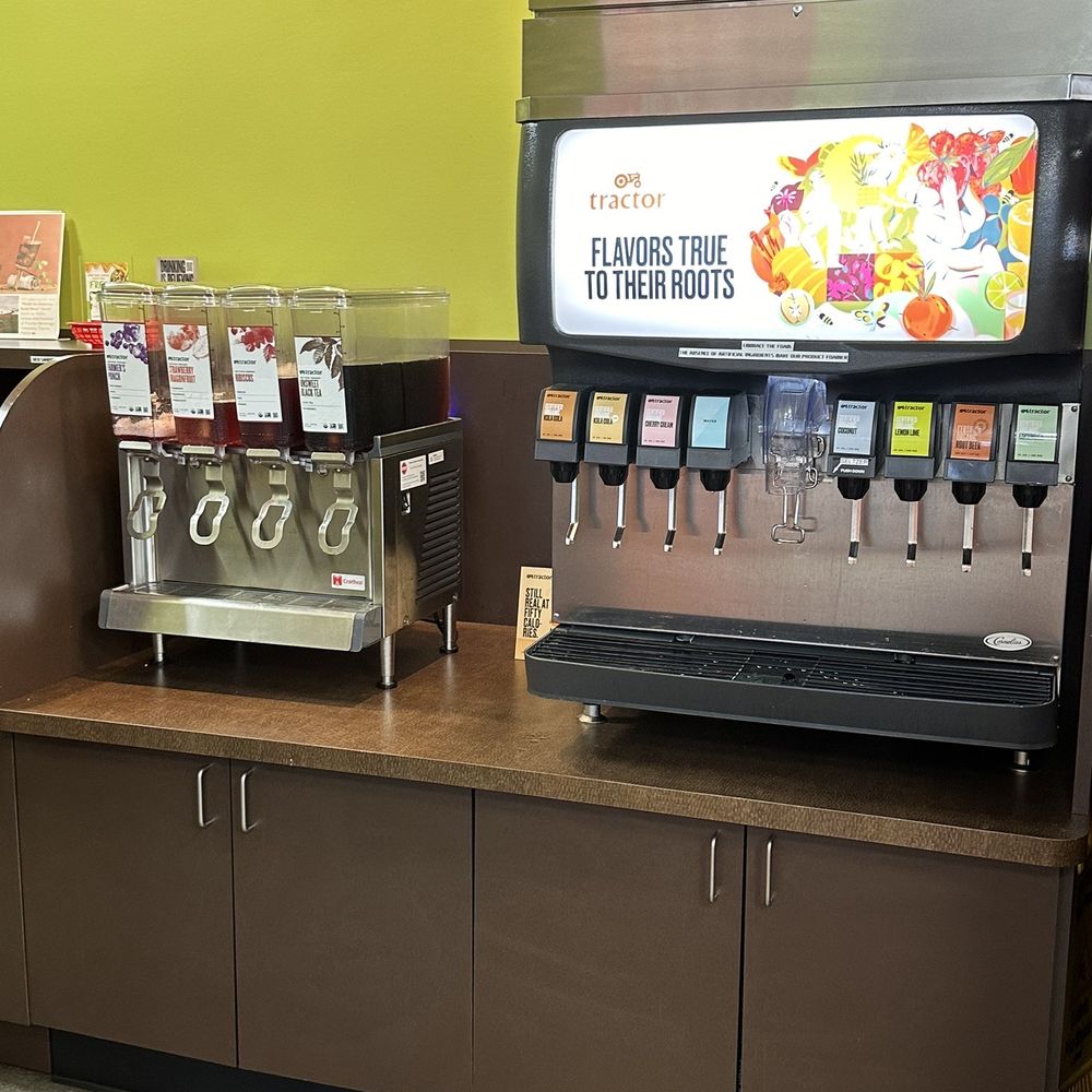 Saladworks - Juice and fountain drink area - Salad Near Me - Lincoln, California