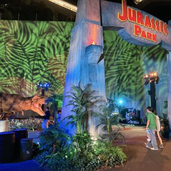 Universal Fan Fest Nights - Amusement Parks Near Me - Universal City, California