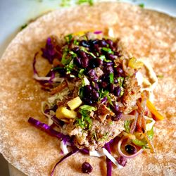 Aina Meals - Carnitas burrito