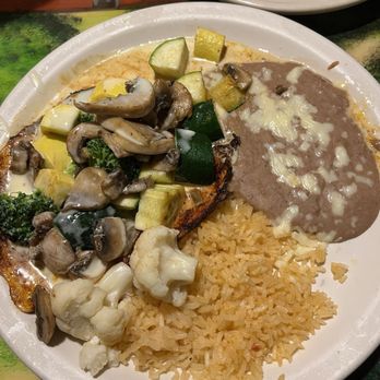 Los Amigos - Chicken Cancun (Added mushrooms) - Mexican Near Me - Lancaster, Ohio Los Amigos - Chicken Cancun (Added mushrooms) - Mexican Near Me - Lancaster, Ohio