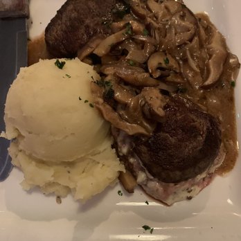 Boodles Restaurant - Steak Stewart - American Near Me - Madison Heights, Michigan Boodles Restaurant - Steak Stewart - American Near Me - Madison Heights, Michigan