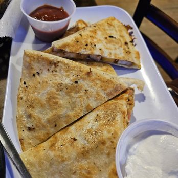 Corvette Grille and Bar - Chicken quesdilla - Dive Bars Near Me - Annville, Pennsylvania