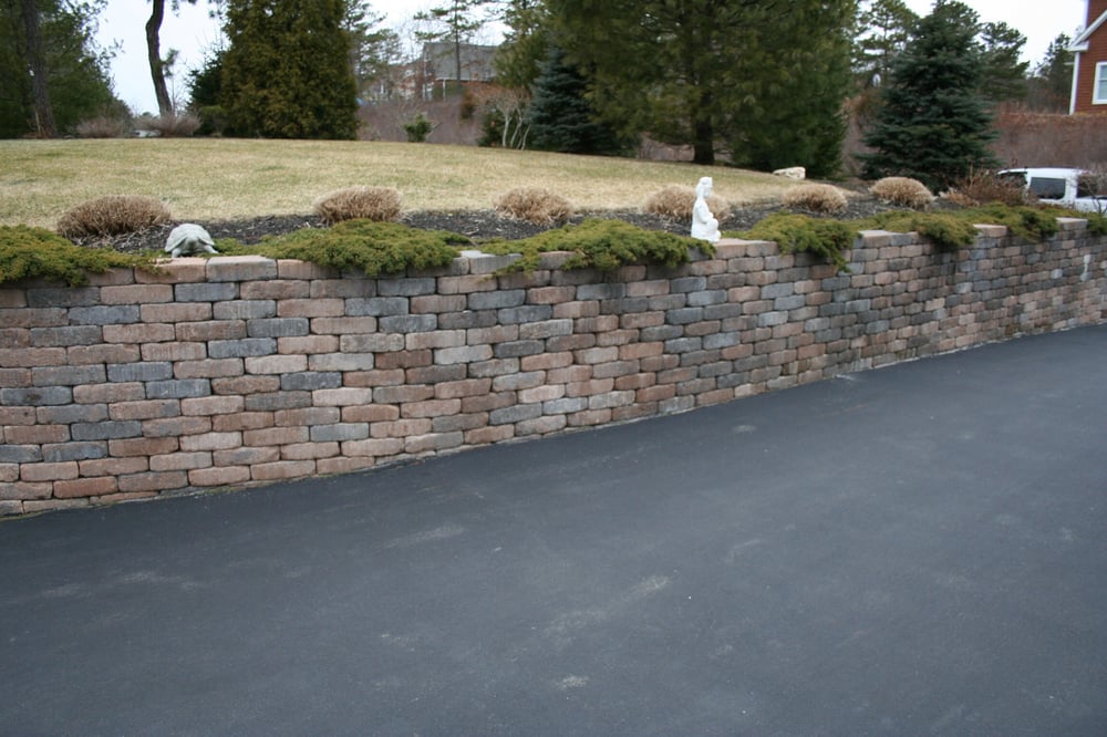 DESI MANUFACTURING Updated July 2024 215 Wading River Rd, Center